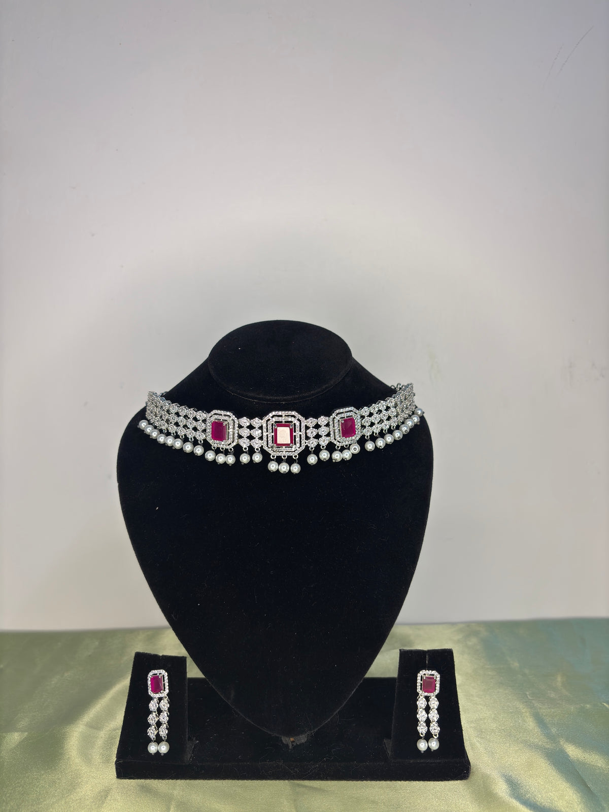 Square Ruby Solitaire Crystal Mesh Choker & Studs Set