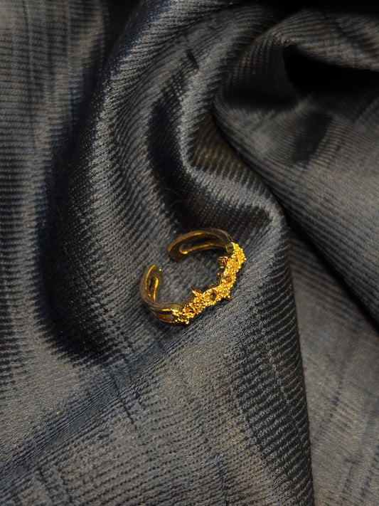 Twisted Rope Cable Accent Gold Ring
